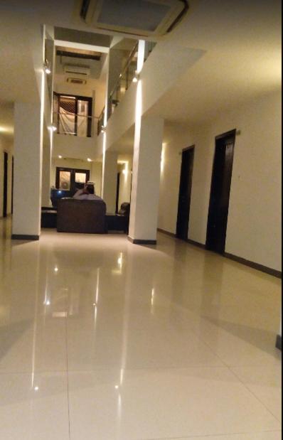 Saphire Hotel Sahiwal Luaran gambar